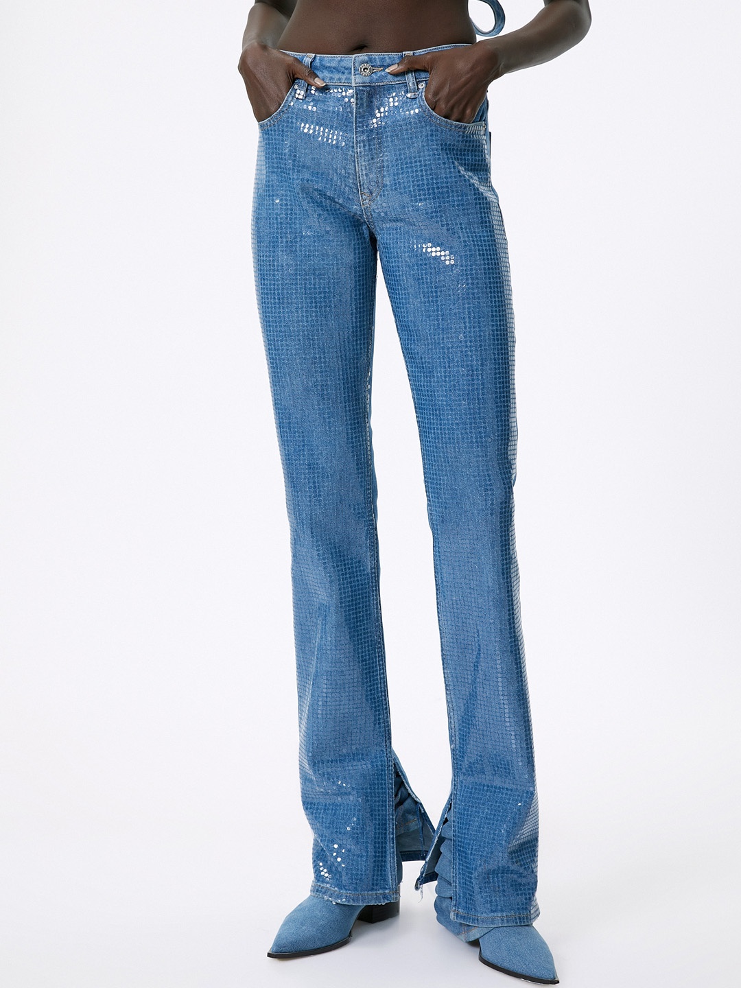 Koton Women Slim Fit High-Rise Clean Look Embellished Light Fade Stretchable Jeans, Grey
Koton Women Slim Fit High-Rise Clean Look Embellished Light Fade Stretchable Jeans, Grey