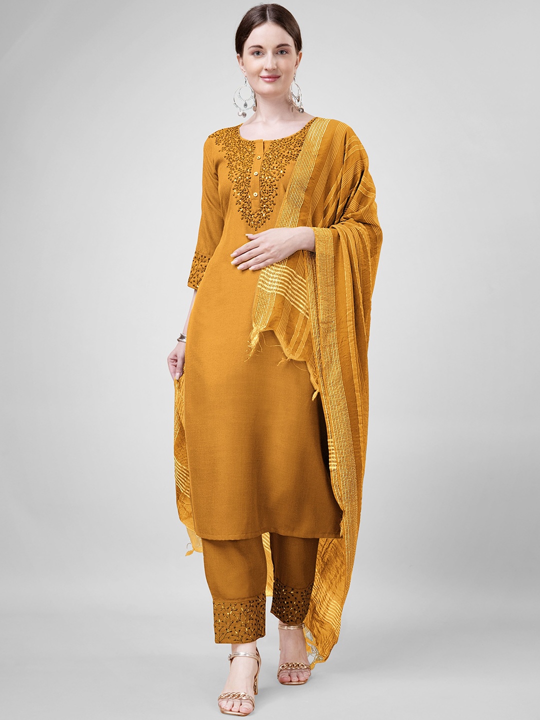 ksevencreation Women Paisley Embroidered Regular Kurti with Trousers & With Dupatta, Yellow
ksevencreation Women Paisley Embroidered Regular Kurti with Trousers & With Dupatta, Yellow