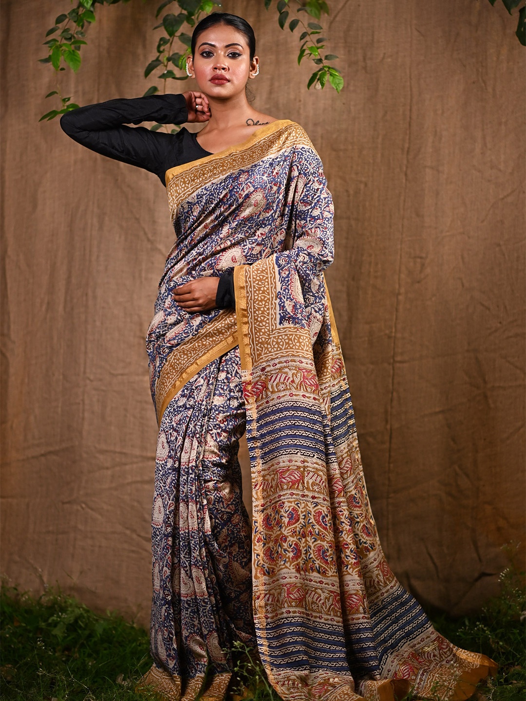 Unnati Silks Ethnic Motifs Printed Zari Silk Cotton Handloom Chanderi Saree, Blue
Unnati Silks Ethnic Motifs Printed Zari Silk Cotton Handloom Chanderi Saree, Blue