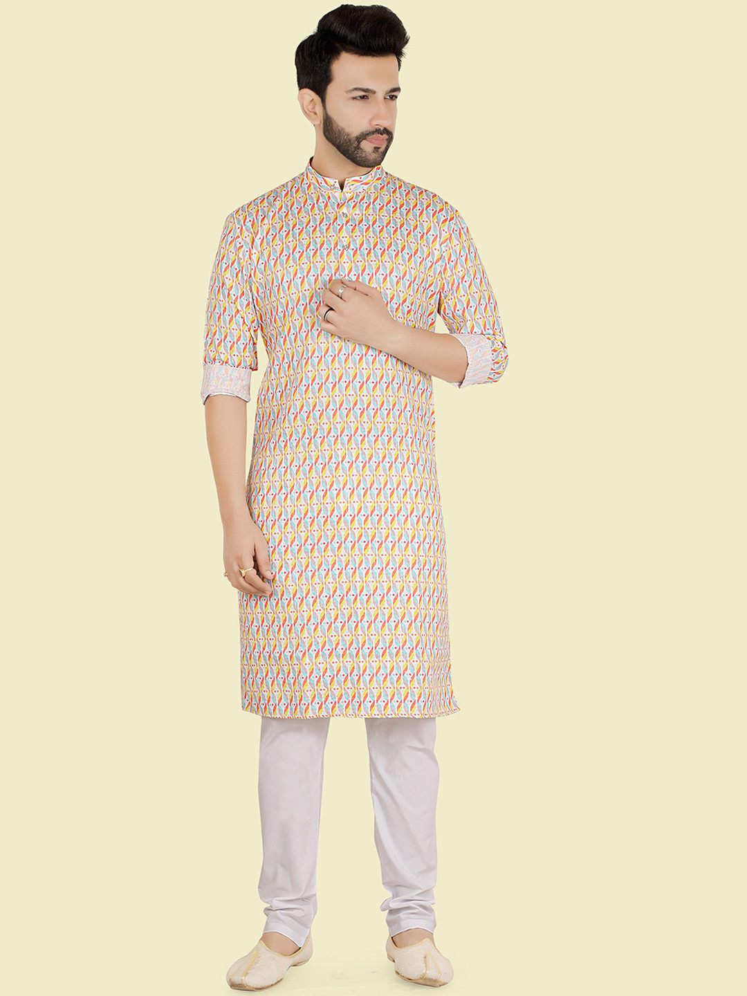 Ethniks Neu-Ron Ethnic Motifs Embroidered Regular Sequinned Pure Cotton Kurta & Pyjamas, Gold
Ethniks Neu-Ron Ethnic Motifs Embroidered Regular Sequinned Pure Cotton Kurta & Pyjamas, Gold
