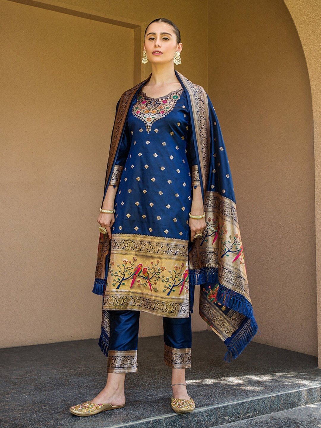 ZARIMO Ethnic Motifs Woven Design Zari Pure Silk Unstitched Dress Material, Navy blue
ZARIMO Ethnic Motifs Woven Design Zari Pure Silk Unstitched Dress Material, Navy blue