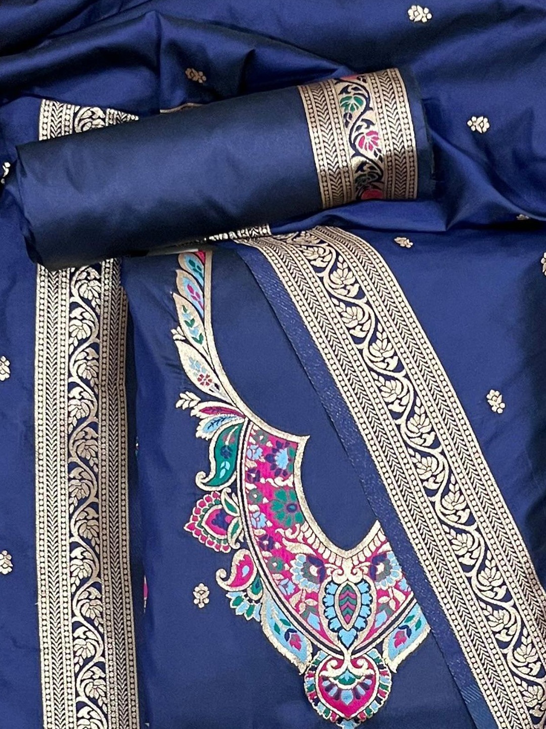 ZARIMO Ethnic Motifs Woven Design Zari Pure Silk Unstitched Dress Material, Navy blue
ZARIMO Ethnic Motifs Woven Design Zari Pure Silk Unstitched Dress Material, Navy blue