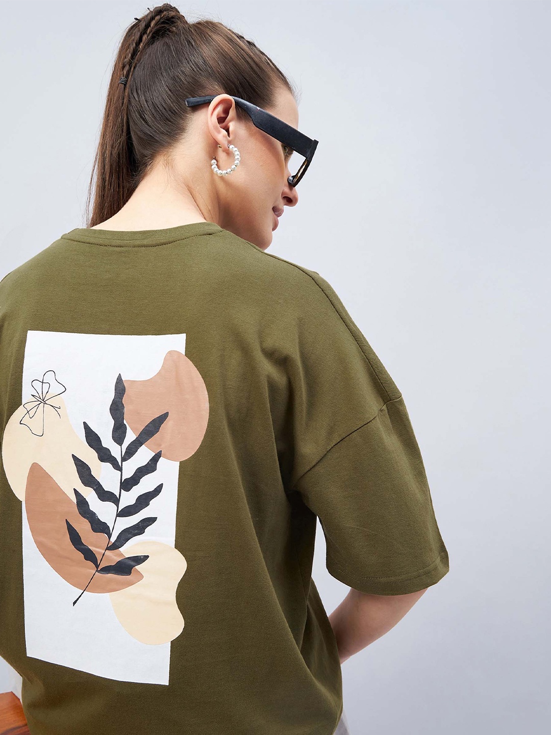 GESPO Floral Printed Drop-Shoulder Sleeves Pure Cotton Casual Oversized T-shirt, Olive
GESPO Floral Printed Drop-Shoulder Sleeves Pure Cotton Casual Oversized T-shirt, Olive