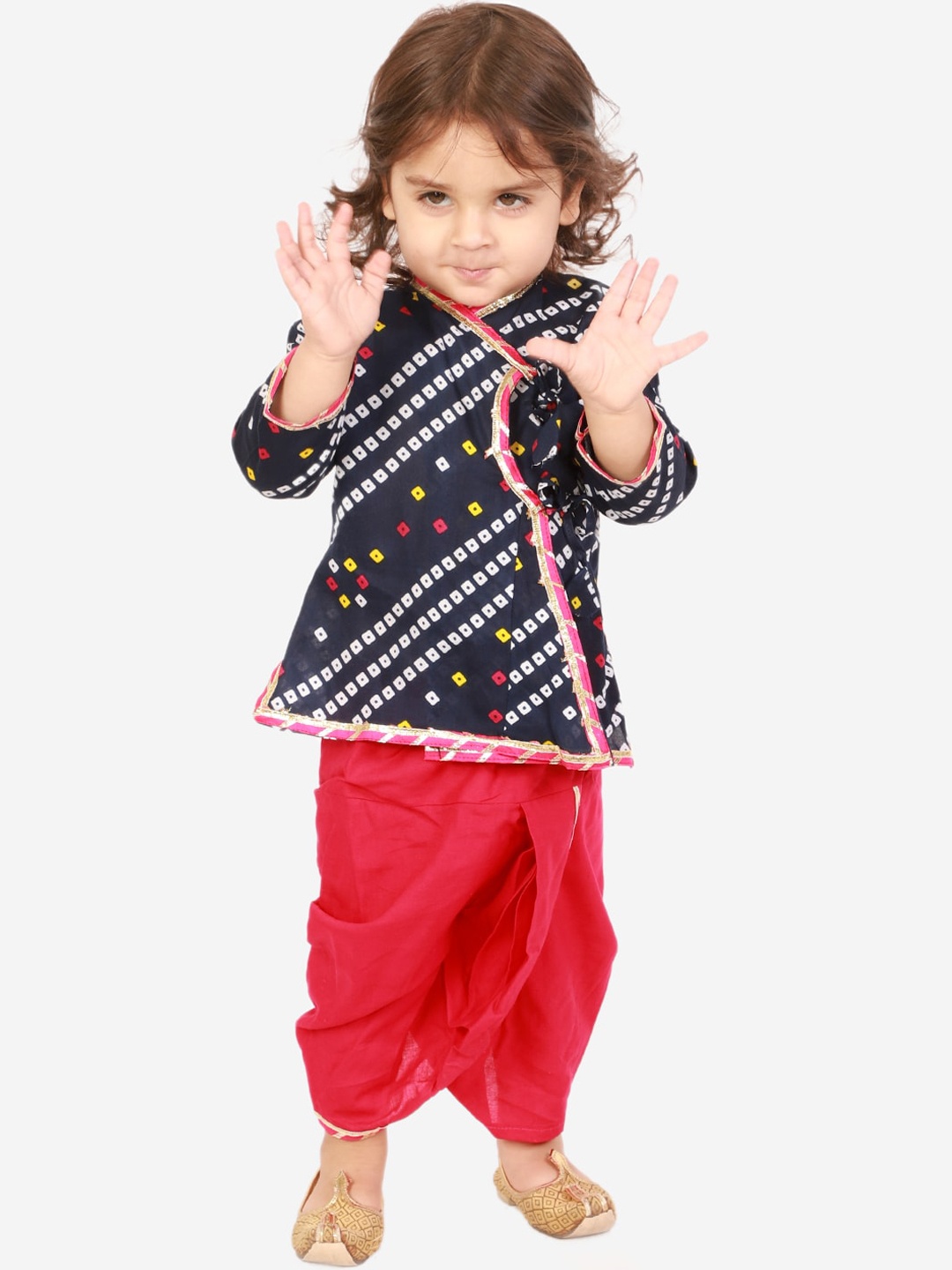 KID1 Infants Bandhani Printed Regular Pure Cotton Kurta With Dhoti Pants, Navy blue
KID1 Infants Bandhani Printed Regular Pure Cotton Kurta With Dhoti Pants, Navy blue