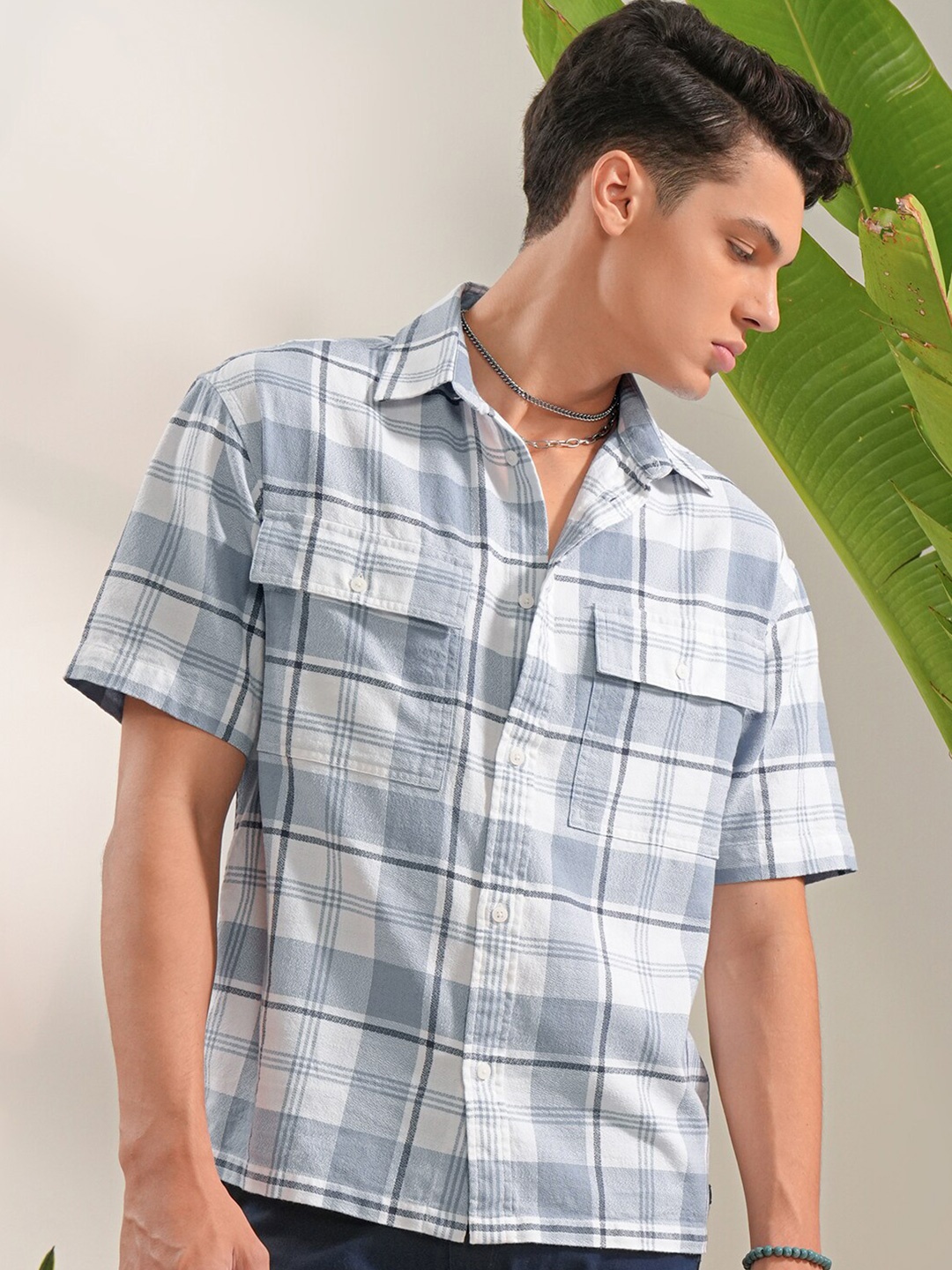 LOCOMOTIVE Premium Dobby Textured Checked Utility Pocket Oversized Cotton Overshirt, Blue
LOCOMOTIVE Premium Dobby Textured Checked Utility Pocket Oversized Cotton Overshirt, Blue