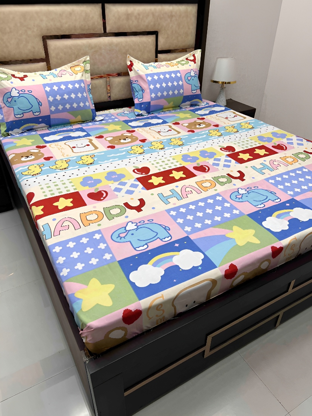 Pure Decor White Cartoon Characters cotton 300 TC Queen Bedsheet with 2 Pillow Covers
Pure Decor White Cartoon Characters cotton 300 TC Queen Bedsheet with 2 Pillow Covers
