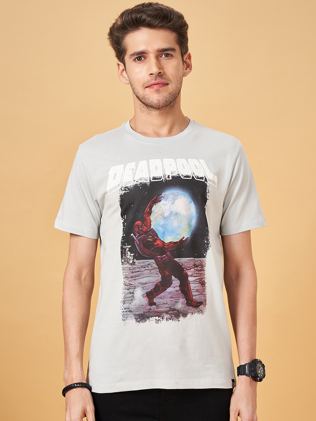 SF JEANS by Pantaloons Printed Slim Fit Short Sleeves Round Neck Cotton T-shirt, Off white
SF JEANS by Pantaloons Printed Slim Fit Short Sleeves Round Neck Cotton T-shirt, Off white