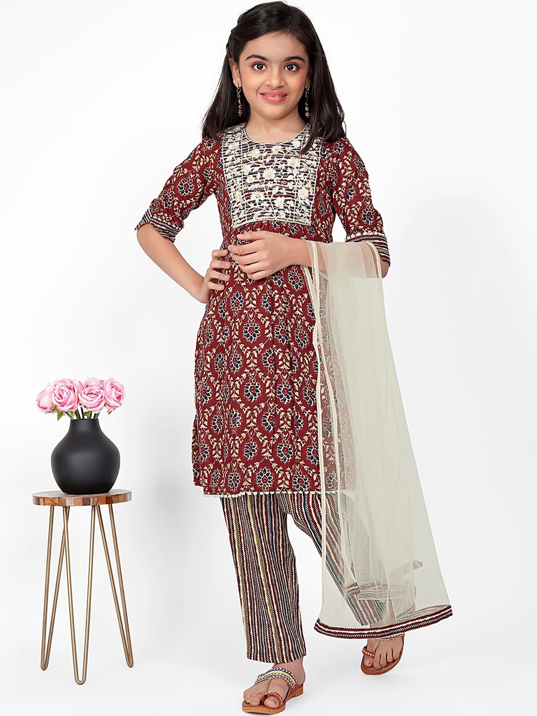 BAESD Girls Floral Printed Round Neck Straight Kurta with Trousers & With Dupatta, Brown
BAESD Girls Floral Printed Round Neck Straight Kurta with Trousers & With Dupatta, Brown