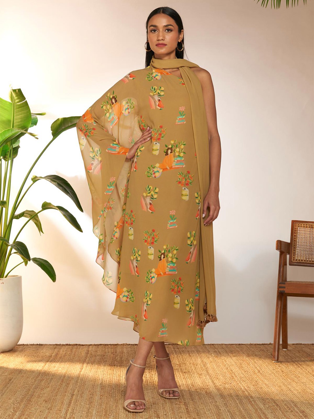 Masaba Floral Printed One Shoulder Kimono Sleeves Georgette Kaftan Maxi Dress, Brown
Masaba Floral Printed One Shoulder Kimono Sleeves Georgette Kaftan Maxi Dress, Brown