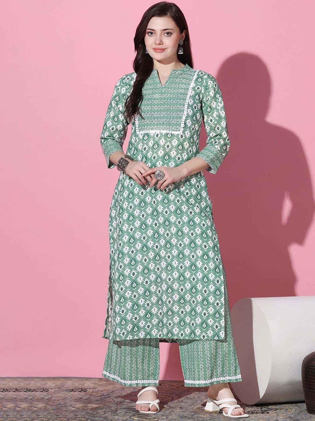 FASHION DREAM Ethnic Motifs Printed Mandarin Collar Regular Kurta with Palazzos, Green
FASHION DREAM Ethnic Motifs Printed Mandarin Collar Regular Kurta with Palazzos, Green
