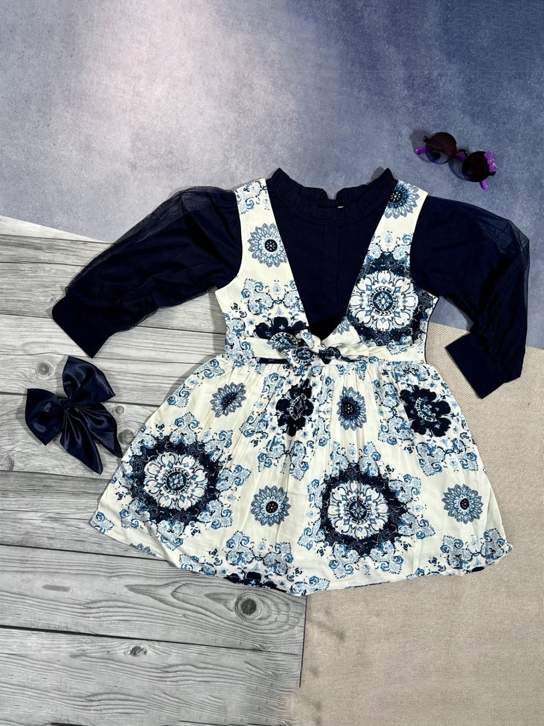 Bella Moda Girls Floral Printed Puff Sleeves Gathered Detail Pure Cotton Fit & Flare Dress, White
Bella Moda Girls Floral Printed Puff Sleeves Gathered Detail Pure Cotton Fit & Flare Dress, White