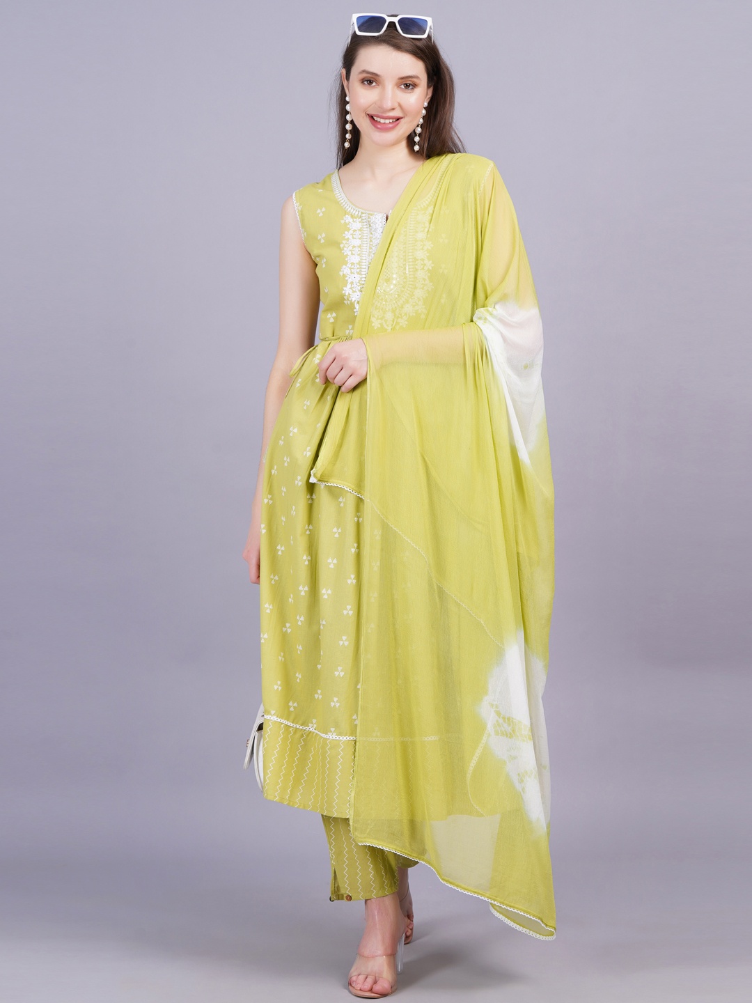 HIGHLIGHT FASHION EXPORT Floral Embroidered Pure Cotton Kurta With Trousers & Dupatta, Green
HIGHLIGHT FASHION EXPORT Floral Embroidered Pure Cotton Kurta With Trousers & Dupatta, Green