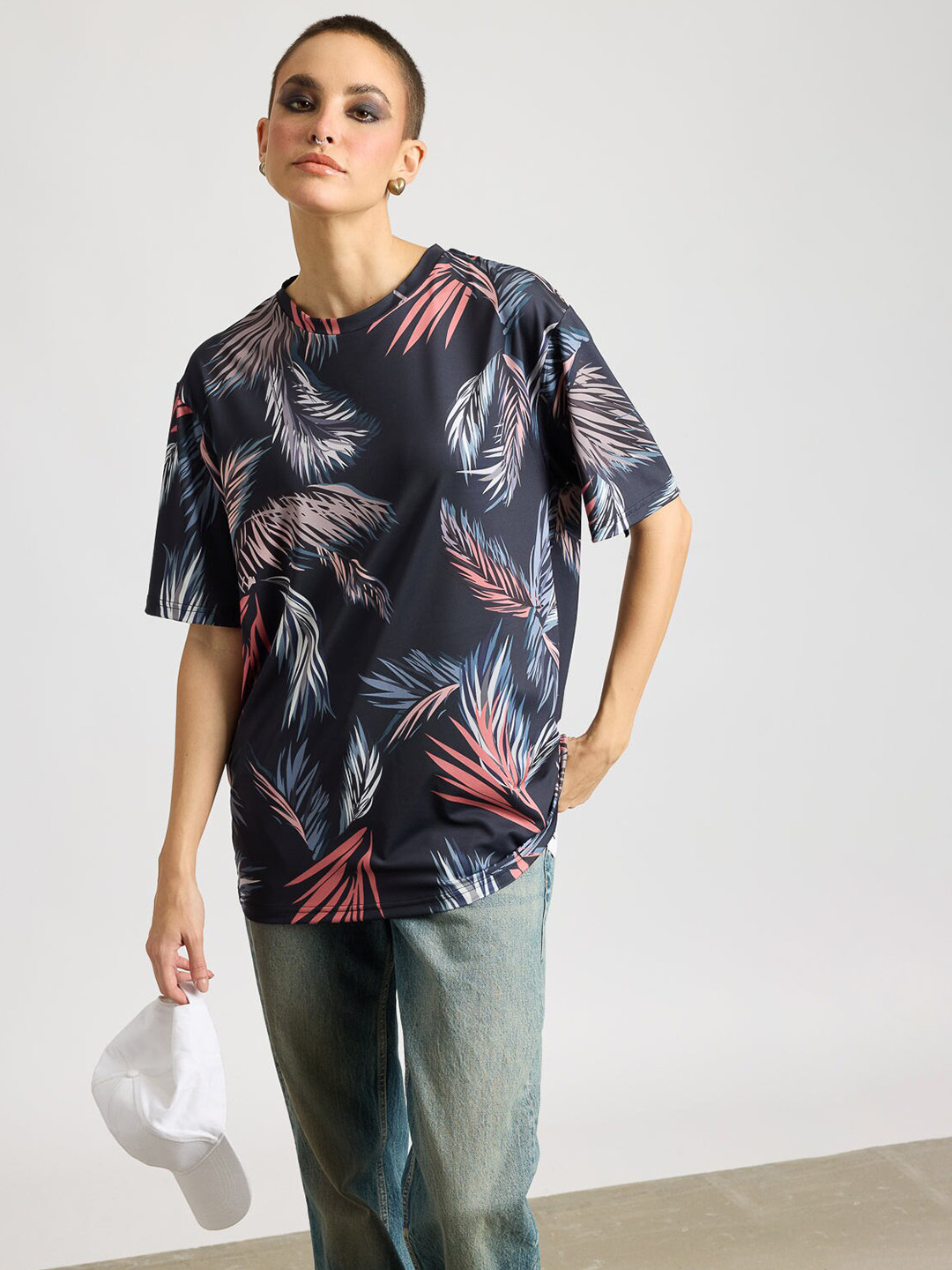 FREAKINS Printed Drop-Shoulder Sleeves Tropical T-shirt, Black 
FREAKINS Printed Drop-Shoulder Sleeves Tropical T-shirt, Black