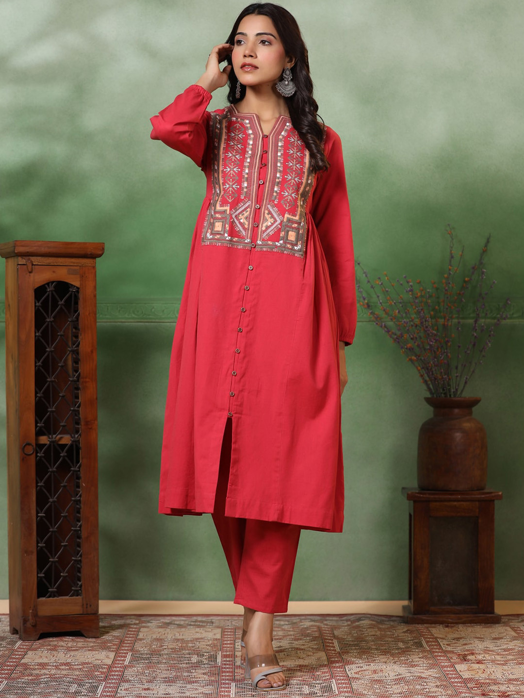 FASHOR Ethnic Motifs Embroidered Mandarin Collar Pure Cotton A-Line Kurta With Trousers, Red
FASHOR Ethnic Motifs Embroidered Mandarin Collar Pure Cotton A-Line Kurta With Trousers, Red