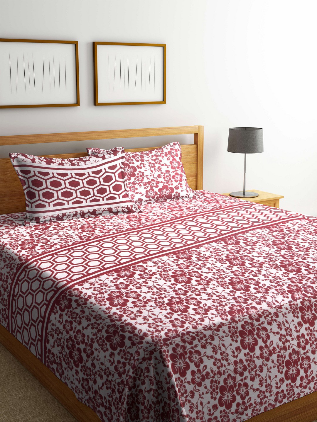 Romee Red & White Printed Polycotton Reversible Double Bed Cover with 2 Pillow Covers
Romee Red & White Printed Polycotton Reversible Double Bed Cover with 2 Pillow Covers