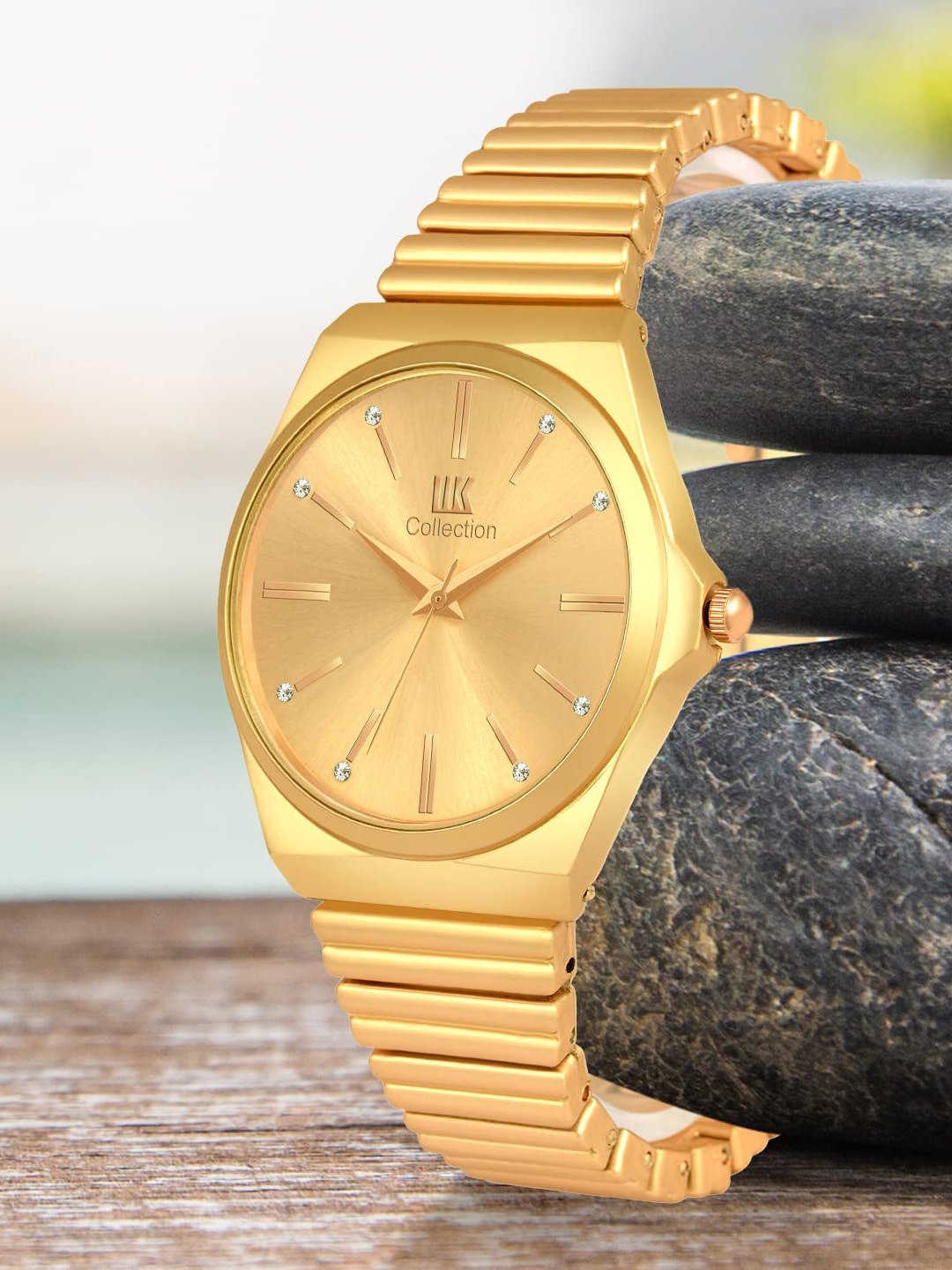 IIK COLLECTION Women Studded Round Dial Stainless Steel Bracelet Chain Analogue Watch, Gold
IIK COLLECTION Women Studded Round Dial Stainless Steel Bracelet Chain Analogue Watch, Gold
