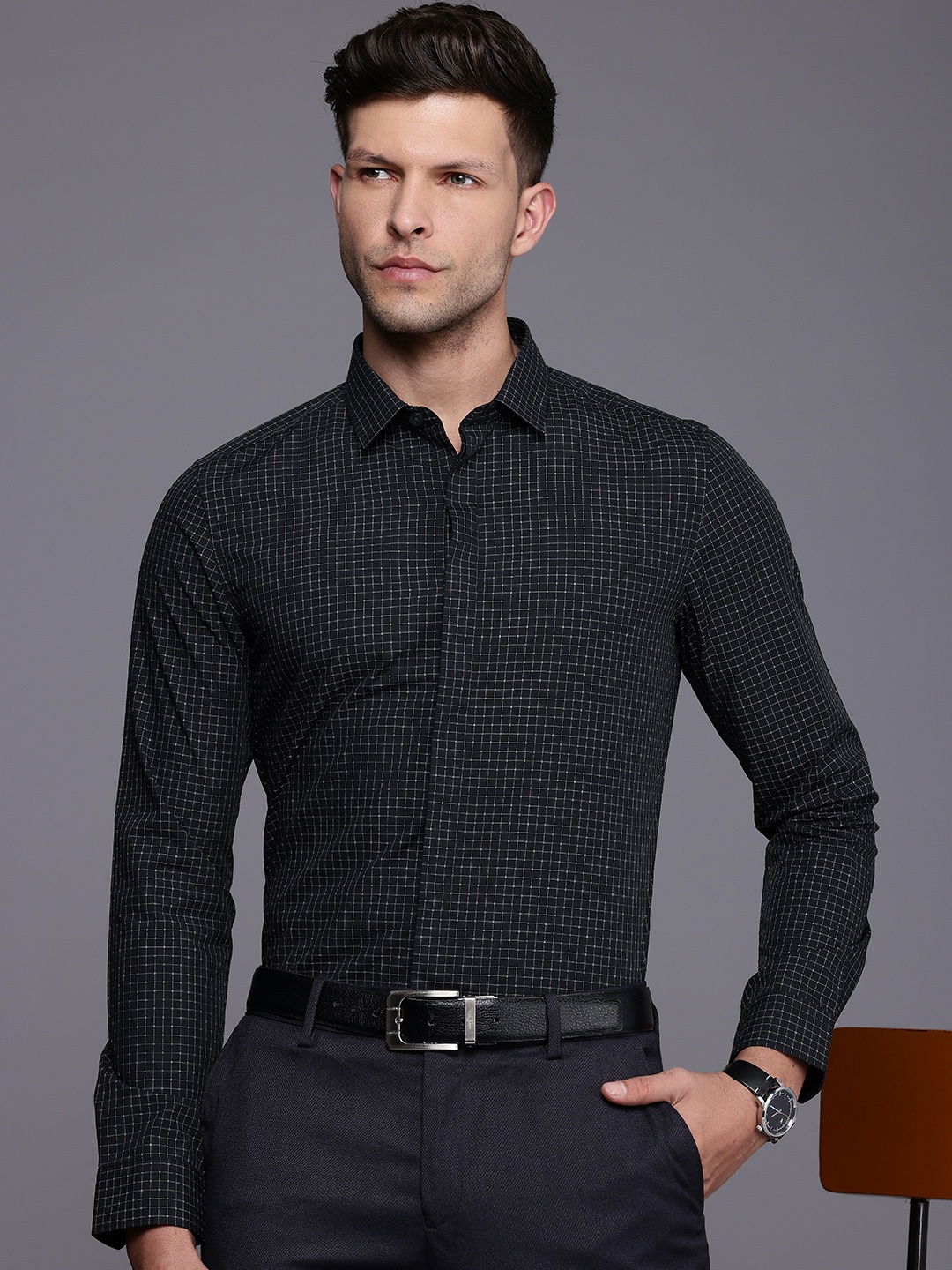 Louis Philippe Pure Cotton Super Slim Fit Grid Tattersall Checks Opaque Formal Shirt, Black
Louis Philippe Pure Cotton Super Slim Fit Grid Tattersall Checks Opaque Formal Shirt, Black