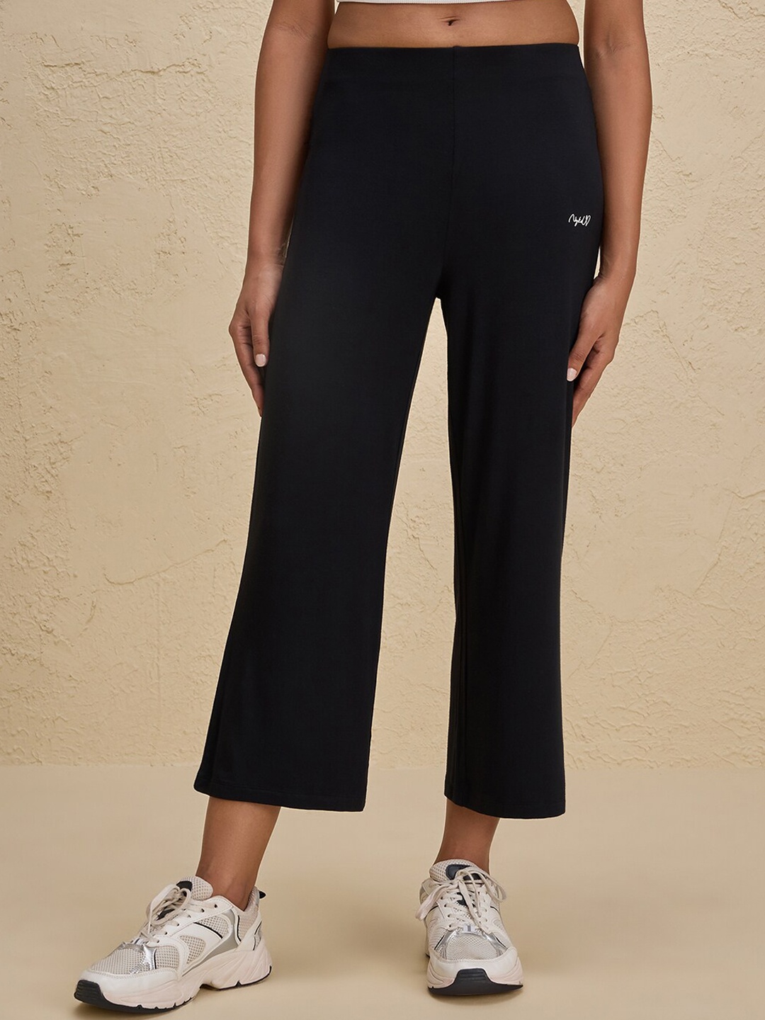 Nykd By Nykaa Summer Essential Super Soft and Comfy Modal Cropped Track Pant, Black
Nykd By Nykaa Summer Essential Super Soft and Comfy Modal Cropped Track Pant, Black