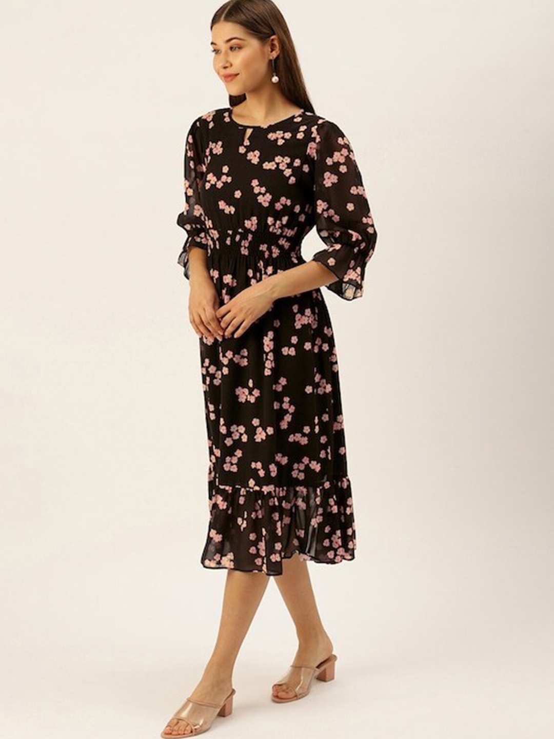 shiloh Floral Print Keyhole Neck Bell Sleeves Smocked Georgette Fit & Flare Midi Dress, Black
shiloh Floral Print Keyhole Neck Bell Sleeves Smocked Georgette Fit & Flare Midi Dress, Black