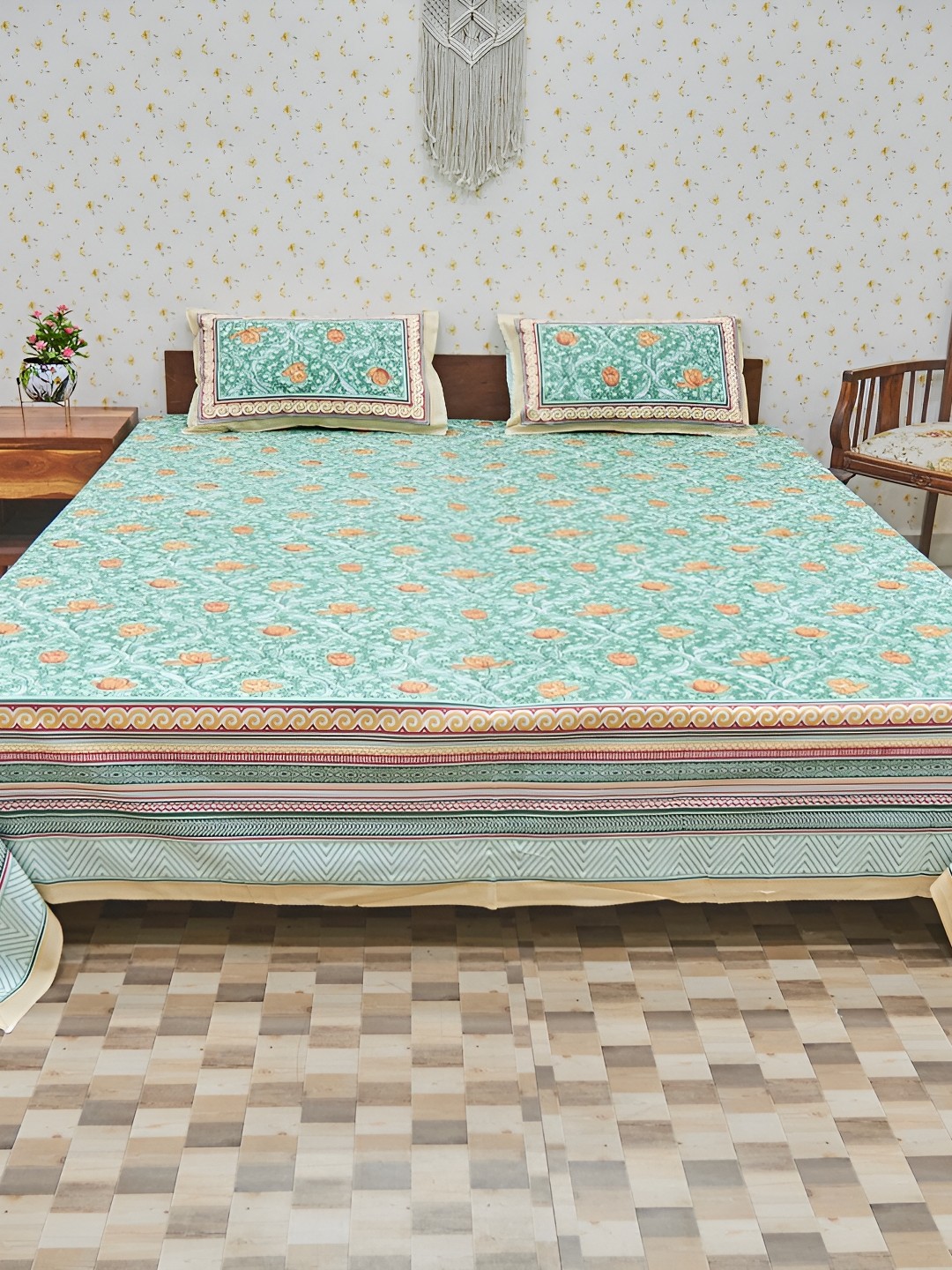 Ethnic Rajasthan Green & Orange Floral Cotton 140 TC Queen Bedsheet with 2 Pillow Covers
Ethnic Rajasthan Green & Orange Floral Cotton 140 TC Queen Bedsheet with 2 Pillow Covers