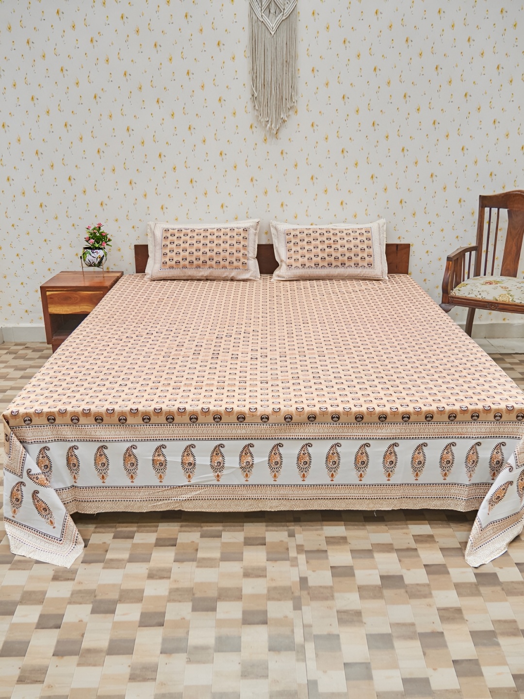 Ethnic Rajasthan Peach & Brown Floral Cotton 140 TC Queen Bedsheet With 2 Pillow Covers
Ethnic Rajasthan Peach & Brown Floral Cotton 140 TC Queen Bedsheet With 2 Pillow Covers