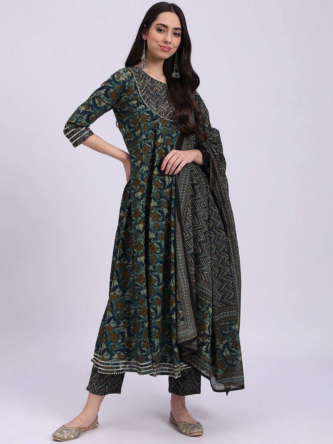 Knitstudio Ethnic Motifs Printed Gotta Patti A-Line Kurta With Trouser & Dupatta, Green
Knitstudio Ethnic Motifs Printed Gotta Patti A-Line Kurta With Trouser & Dupatta, Green