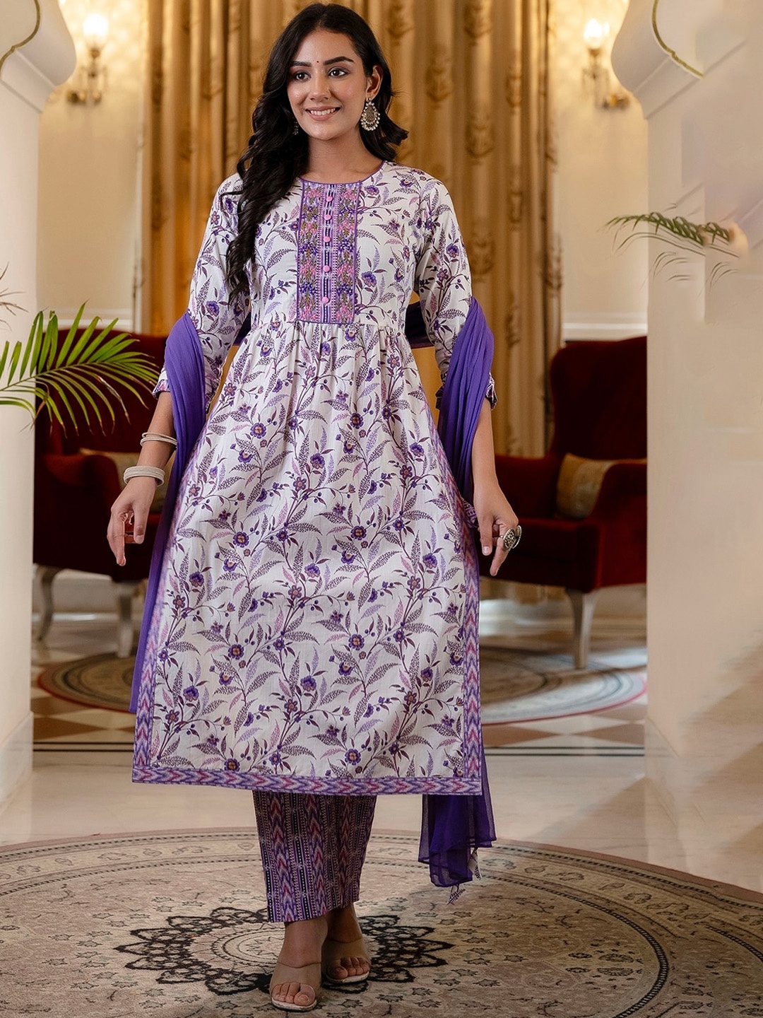 Kohsh Floral Printed Thread Work Pure Cotton Straight Kurta With Trousers & Dupatta, White
Kohsh Floral Printed Thread Work Pure Cotton Straight Kurta With Trousers & Dupatta, White