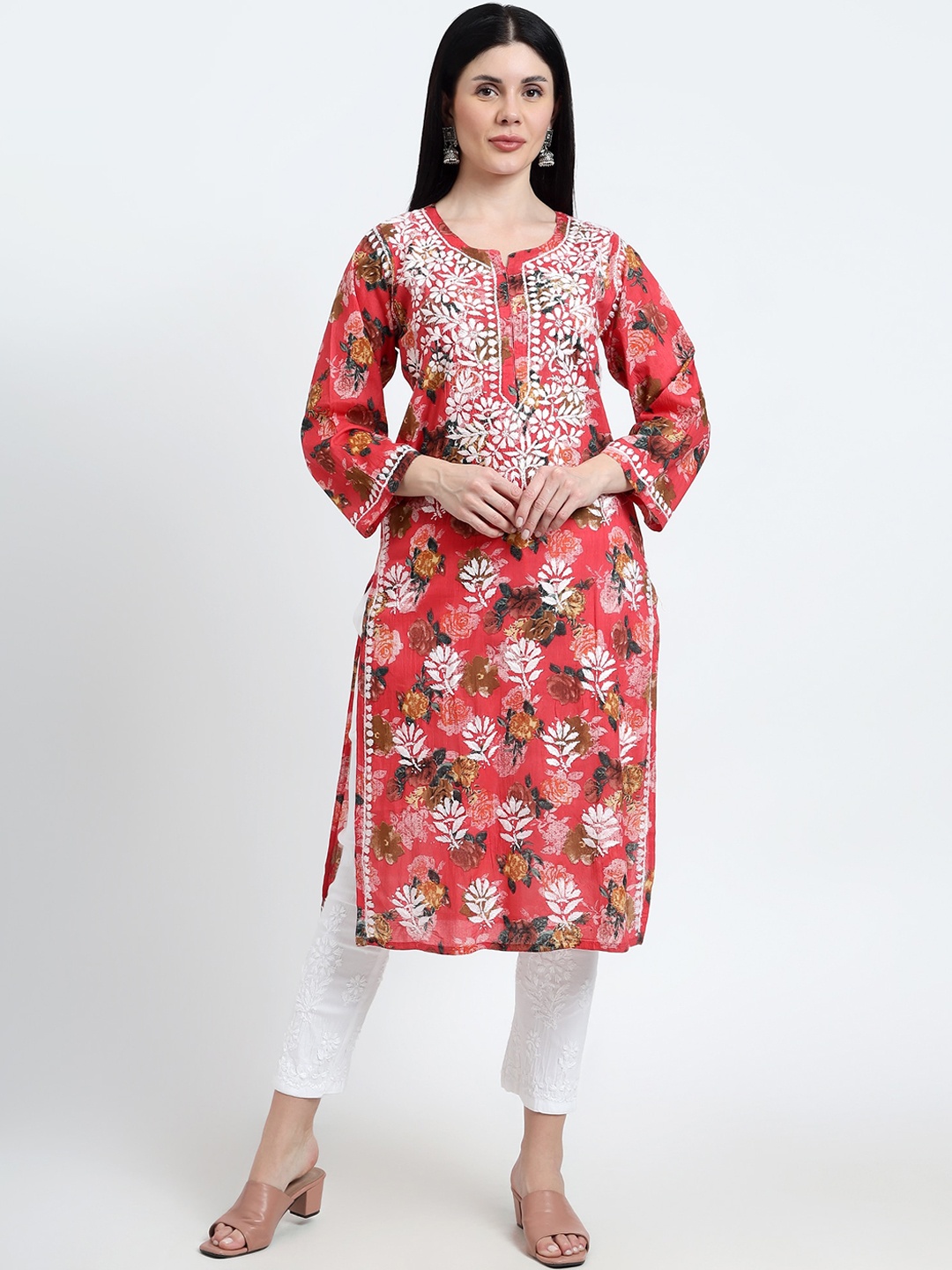 Rosecloud Ethnic Motifs Embroidered Round Neck Thread Work Straight Kurta with Trousers, Maroon
Rosecloud Ethnic Motifs Embroidered Round Neck Thread Work Straight Kurta with Trousers, Maroon