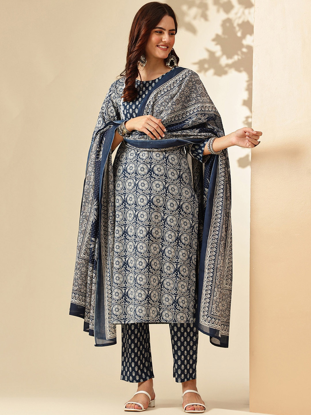 KALINI Ethnic Motifs Mirror Work Pure Cotton Straight Kurta With Trousers & Dupatta, Navy blue
KALINI Ethnic Motifs Mirror Work Pure Cotton Straight Kurta With Trousers & Dupatta, Navy blue