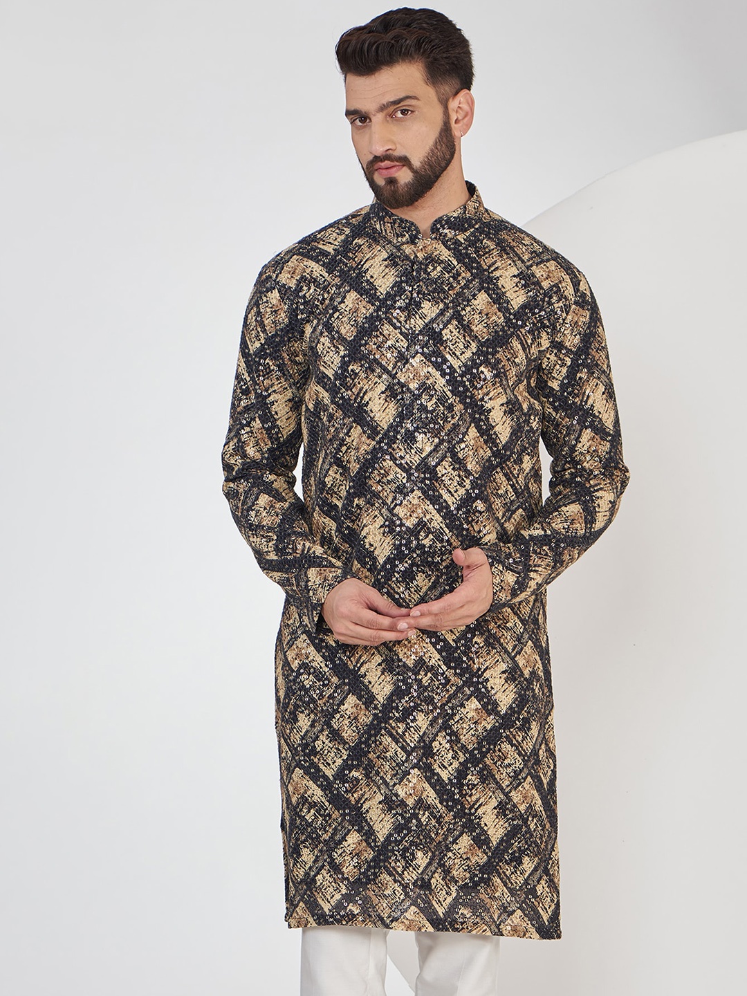 KASBAH CLOTHING NISHCHAIY SAJDEH Men Ethnic Motifs Thread Work Georgette Kurta, Black
KASBAH CLOTHING NISHCHAIY SAJDEH Men Ethnic Motifs Thread Work Georgette Kurta, Black