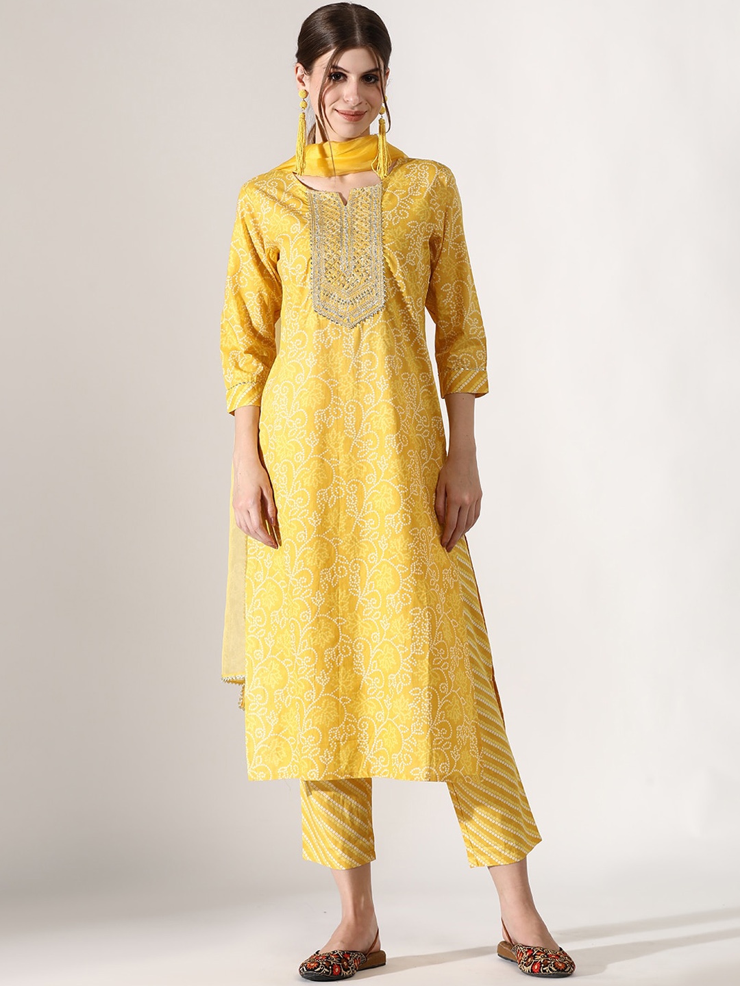 Anouk Ethnic Motifs Gotta Patti Pure Cotton Straight Kurta with Trousers & Dupatta, Yellow
Anouk Ethnic Motifs Gotta Patti Pure Cotton Straight Kurta with Trousers & Dupatta, Yellow