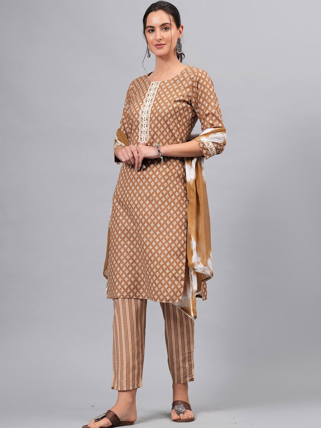 HIGHLIGHT FASHION EXPORT Printed Gotta Patti Pure Cotton Kurta with Trousers & Dupatta, Brown
HIGHLIGHT FASHION EXPORT Printed Gotta Patti Pure Cotton Kurta with Trousers & Dupatta, Brown