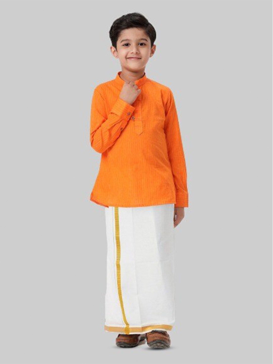 Ramraj Boys Striped Self Design Mandarin Collar Pure Cotton Straight Kurta With Dhoti, Orange
Ramraj Boys Striped Self Design Mandarin Collar Pure Cotton Straight Kurta With Dhoti, Orange