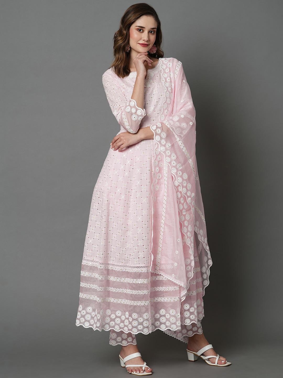 HEEPOSH Geometric Embroidered Chikankari Pure Cotton Kurta with Trousers & Dupatta, Pink
HEEPOSH Geometric Embroidered Chikankari Pure Cotton Kurta with Trousers & Dupatta, Pink