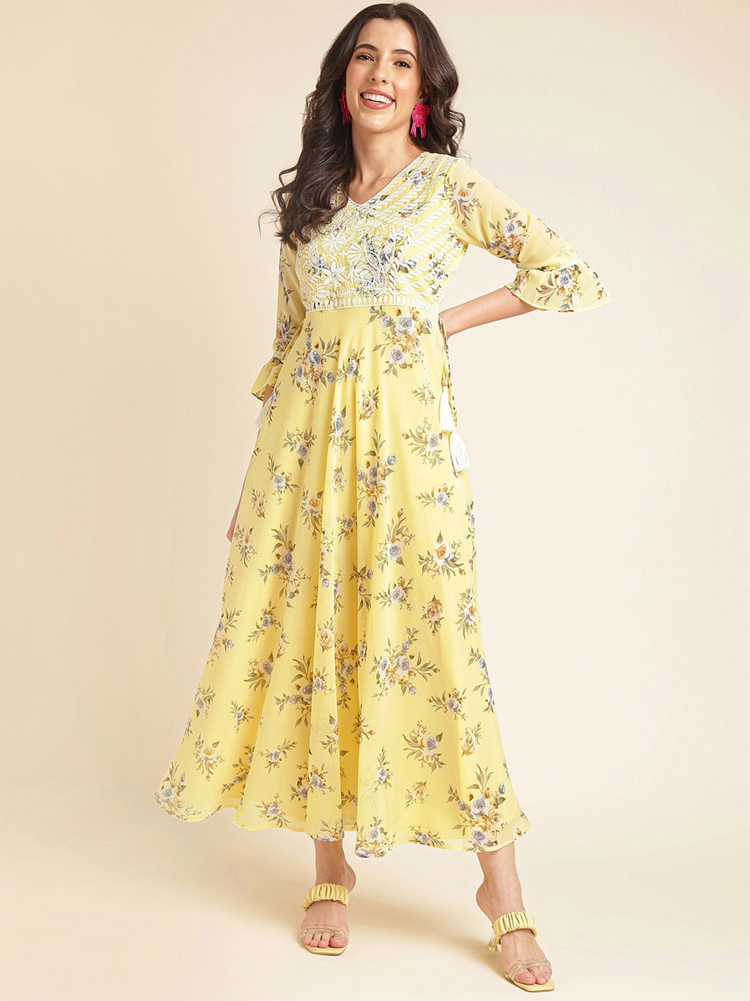 NAINVISH Floral Printed V-Neck Bell Sleeves Embroidered Georgette Maxi Ethnic Dress, Yellow
NAINVISH Floral Printed V-Neck Bell Sleeves Embroidered Georgette Maxi Ethnic Dress, Yellow