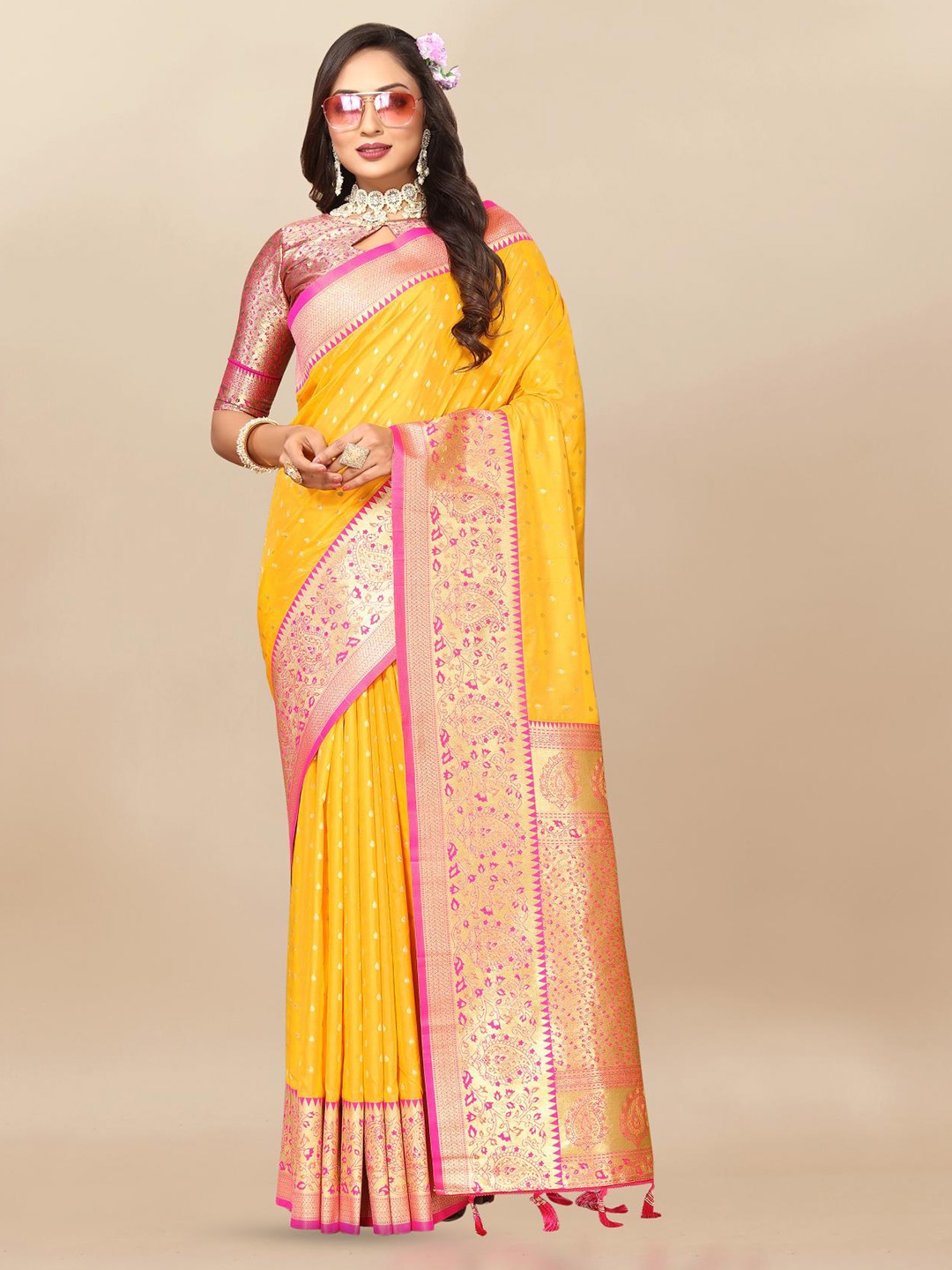 PATIALAPICKS Ethnic Motifs Woven Design Zari Pure Silk Paithani Saree, Yellow
PATIALAPICKS Ethnic Motifs Woven Design Zari Pure Silk Paithani Saree, Yellow