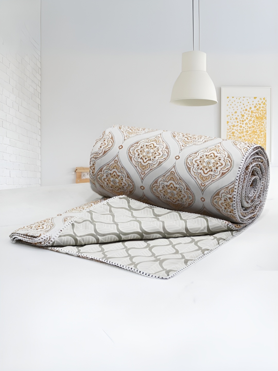 Aurave iris Orange & White Floral AC Room 150 GSM Cotton Reversible Double Bed Dohar
Aurave iris Orange & White Floral AC Room 150 GSM Cotton Reversible Double Bed Dohar