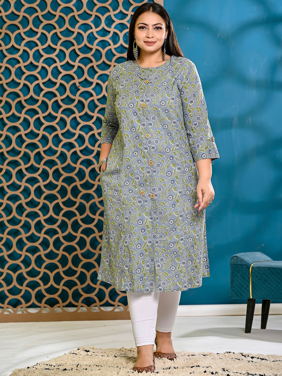 PUMPUI Plus Size Floral Printed Roll Up Sleeves Cotton A-Line Kurta, Grey