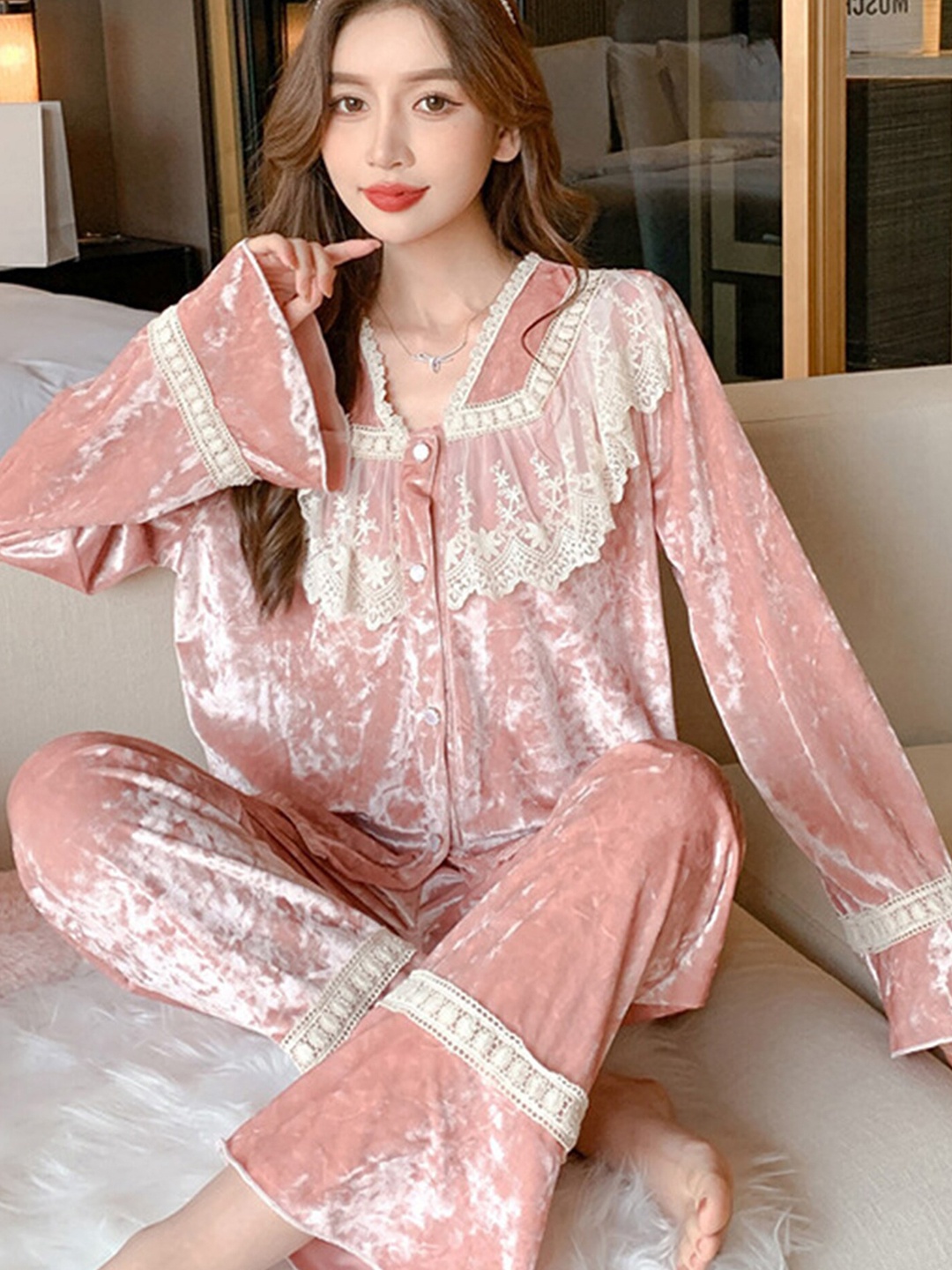 LULU & SKY Lace-Detail Night suits, Pink