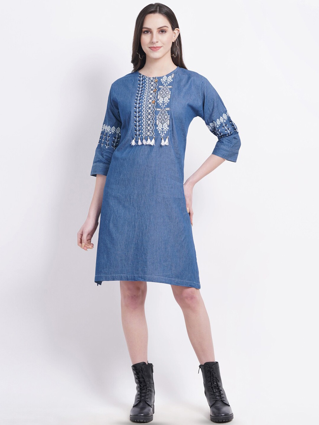 SUMAVI-FASHION Three-Quarter Sleeves Round Neck Organic Cotton Denim A-Line Dress, Blue
SUMAVI-FASHION Three-Quarter Sleeves Round Neck Organic Cotton Denim A-Line Dress, Blue