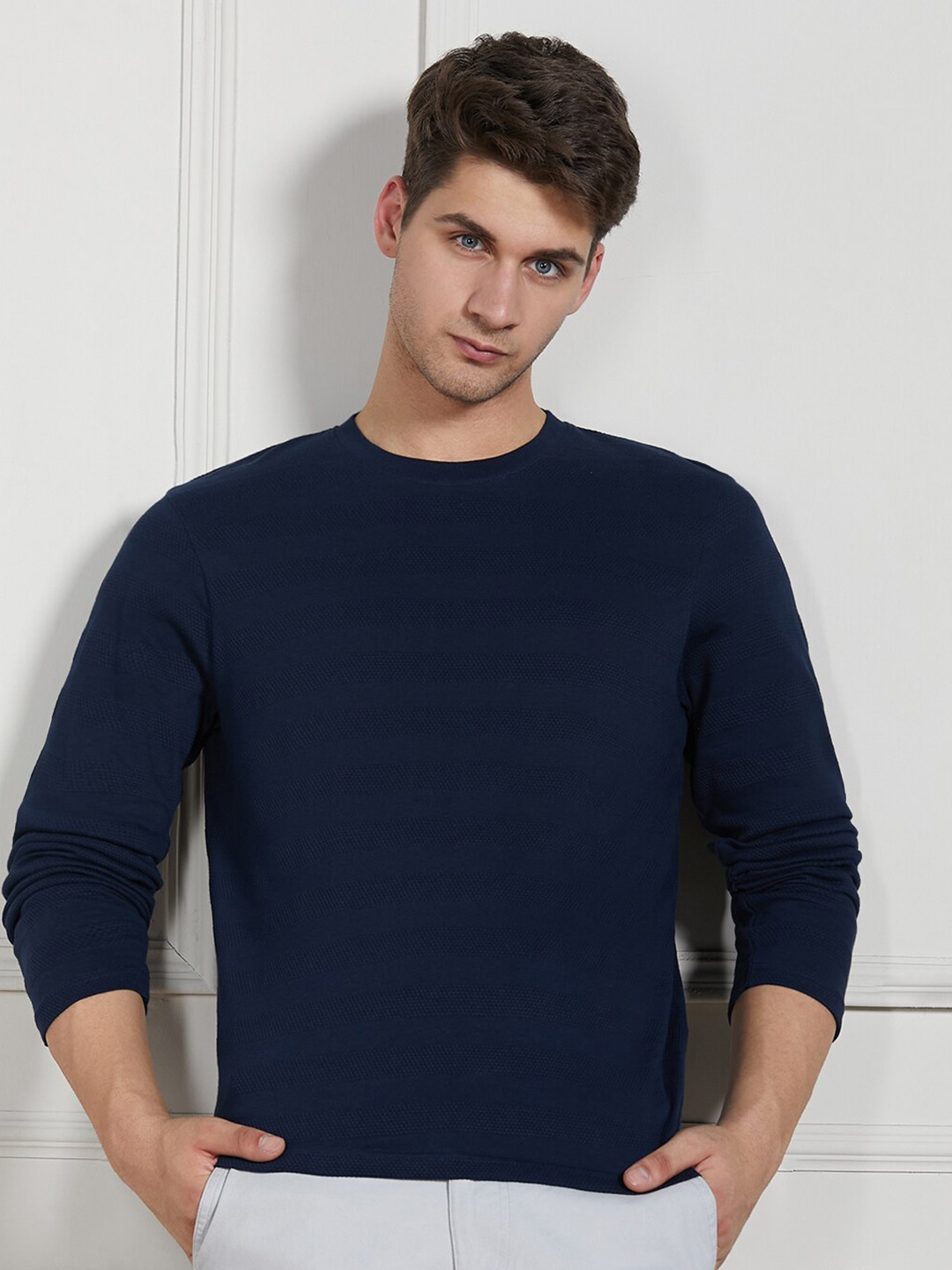 Dennis Lingo Round Neck Long Sleeves Textured Cotton T-shirt, Navy blue
Dennis Lingo Round Neck Long Sleeves Textured Cotton T-shirt, Navy blue