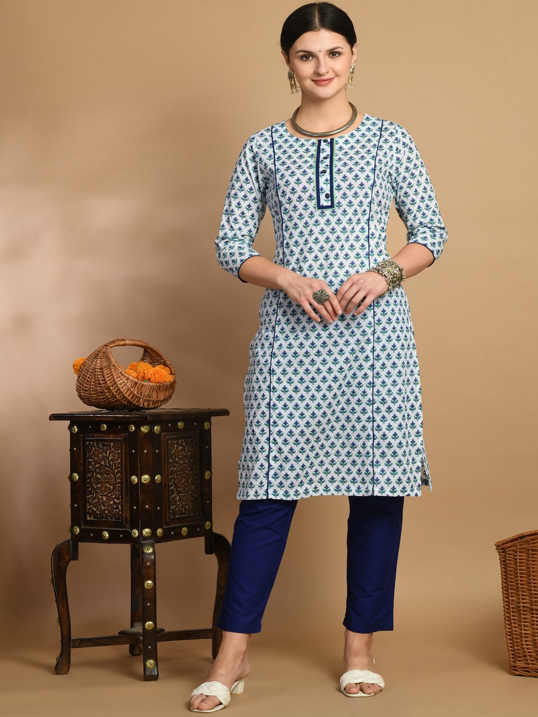 KALINI Ethnic Motifs Printed Round Neck Three-Quarter Sleeves Pure Cotton Kurta Set, White
KALINI Ethnic Motifs Printed Round Neck Three-Quarter Sleeves Pure Cotton Kurta Set, White