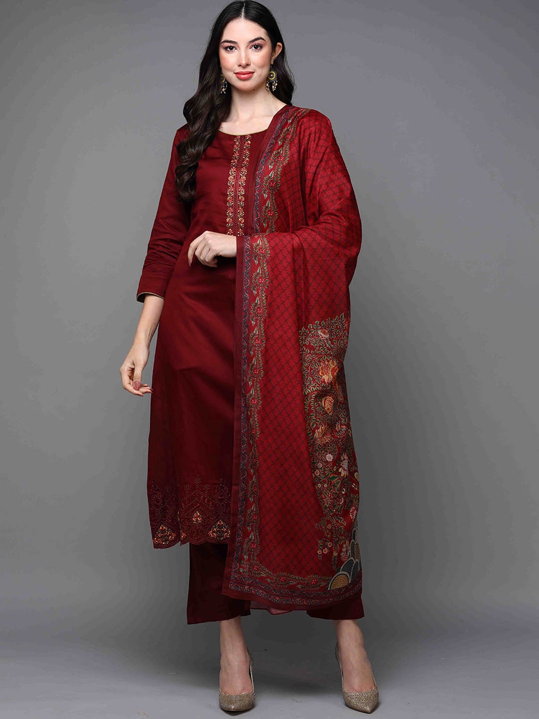 AHIKA Floral Yoke Design Regular Thread Work Kurta with Trousers & With Dupatta, Red
AHIKA Floral Yoke Design Regular Thread Work Kurta with Trousers & With Dupatta, Red