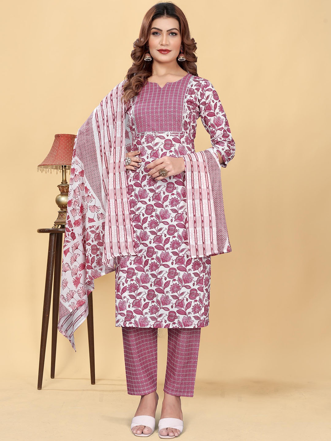 WINE LADY Floral Printed Regular Gotta Patti Pure Cotton Kurta with Trousers & Dupatta, Rose
WINE LADY Floral Printed Regular Gotta Patti Pure Cotton Kurta with Trousers & Dupatta, Rose