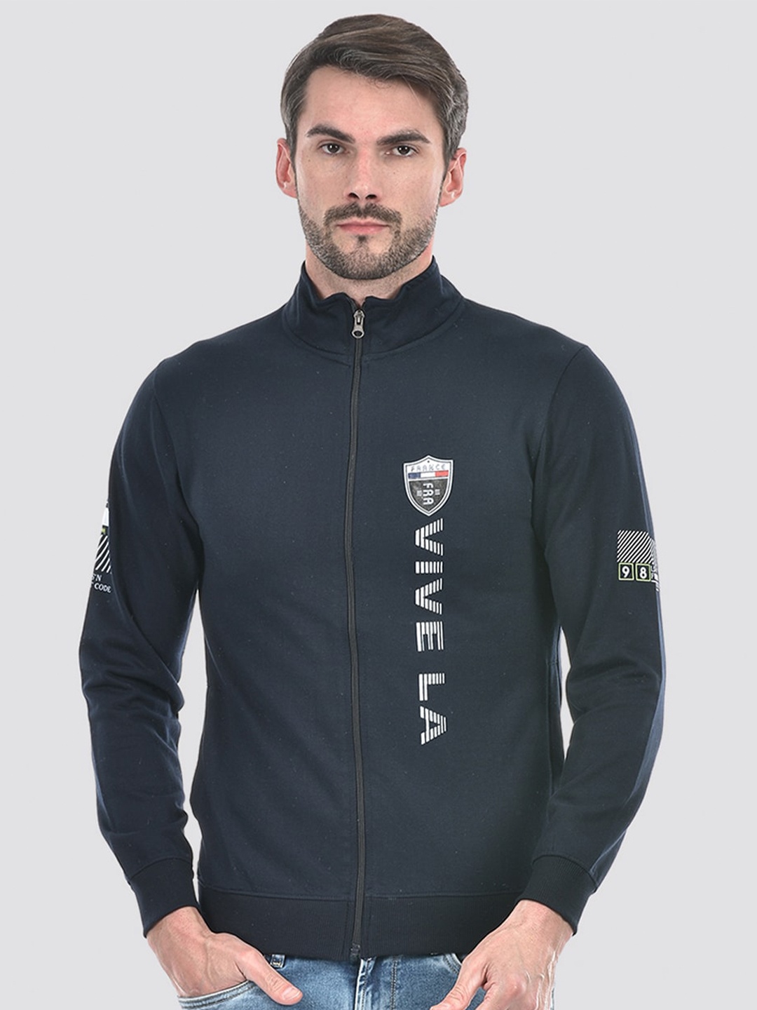 Lawman pg3 Typography Printed Mock Collar Long Sleeves Cotton Front Open Sweatshirt, Navy blue
Lawman pg3 Typography Printed Mock Collar Long Sleeves Cotton Front Open Sweatshirt, Navy blue