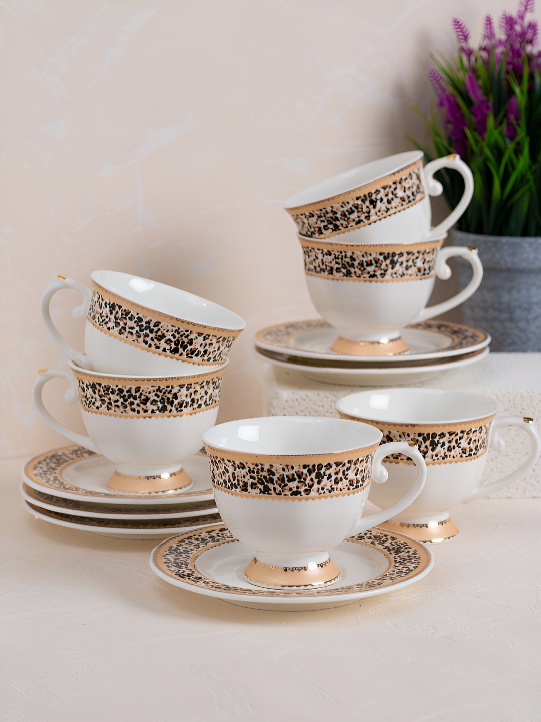 JCPL White & Peach-Coloured 12 Pieces Printed Ceramic Glossy Cups & Saucers 180 ml Each
JCPL White & Peach-Coloured 12 Pieces Printed Ceramic Glossy Cups & Saucers 180 ml Each