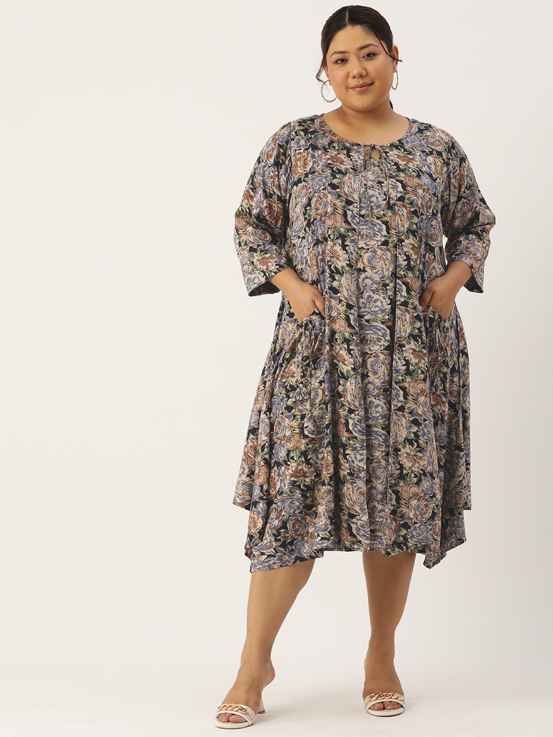 theRebelinme Plus Size Floral Print Tie-Up Neck Layered A-Line Midi Dress, Navy blue
theRebelinme Plus Size Floral Print Tie-Up Neck Layered A-Line Midi Dress, Navy blue