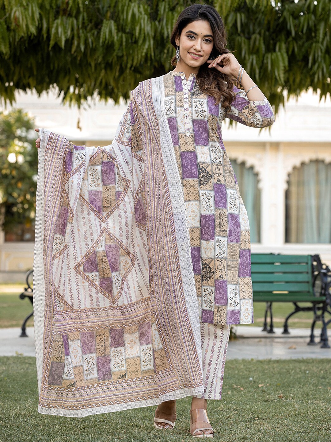 Yufta Purple Ethnic Motifs Printed Pure Cotton Straight Kurta With Trousers & Dupatta
Yufta Purple Ethnic Motifs Printed Pure Cotton Straight Kurta With Trousers & Dupatta