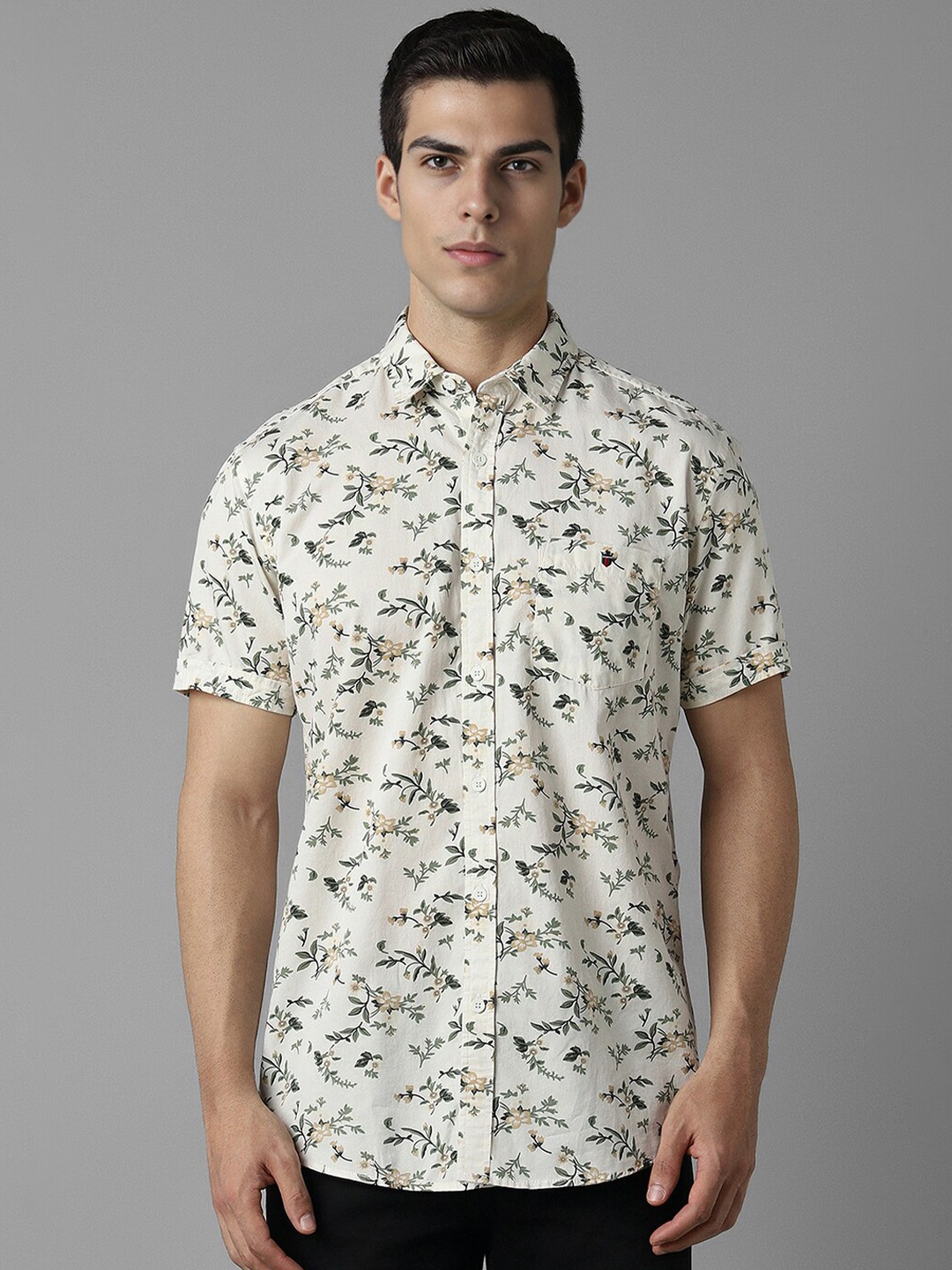 Louis Philippe Jeans Spread Collar Slim Fit Opaque Printed Casual cotton Shirt, Cream
Louis Philippe Jeans Spread Collar Slim Fit Opaque Printed Casual cotton Shirt, Cream