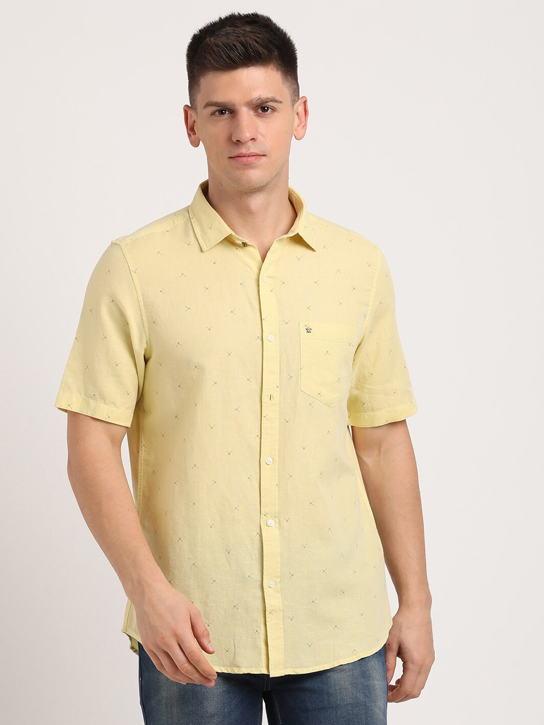 Turtle Slim Fit Printed Spread Collar Short Sleeves Cotton Linen Casual Shirt, Yellow
Turtle Slim Fit Printed Spread Collar Short Sleeves Cotton Linen Casual Shirt, Yellow